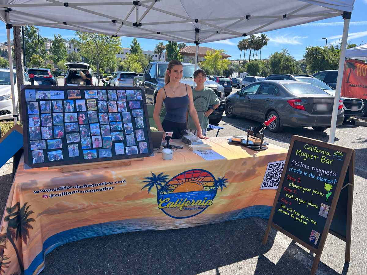 The real California Magnet Bar pressing station and market display